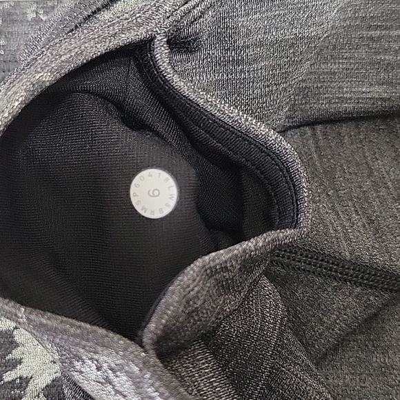 Lululemon Wunder Under Foil Leggings 28" - Picture 8 of 11